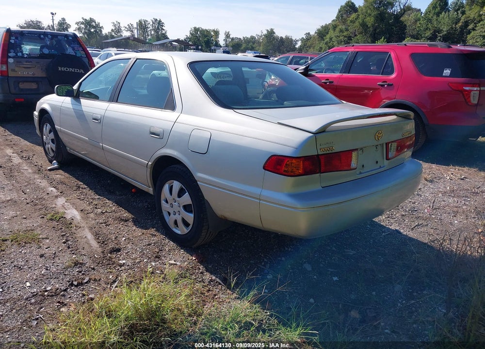 2000 TOYOTA CAMRY LE VIN: 4T1BG22K5YU632071