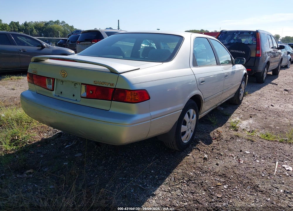2000 TOYOTA CAMRY LE VIN: 4T1BG22K5YU632071