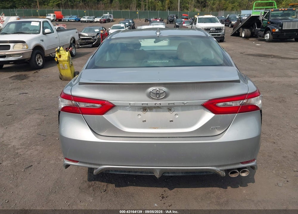 2019 TOYOTA CAMRY VIN: 4T1B11HK4KU175019