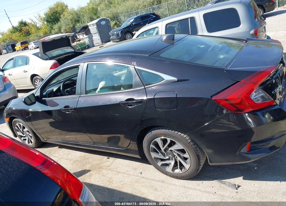 2017 HONDA CIVIC VIN: 19XFC2F78HE006665