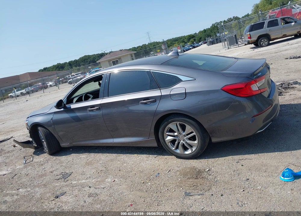 2019 HONDA ACCORD VIN: 1HGCV1F13KA082695