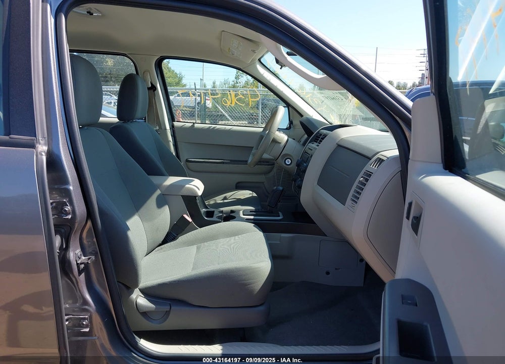 2010 FORD ESCAPE VIN: 1FMCU0C79AKD05640