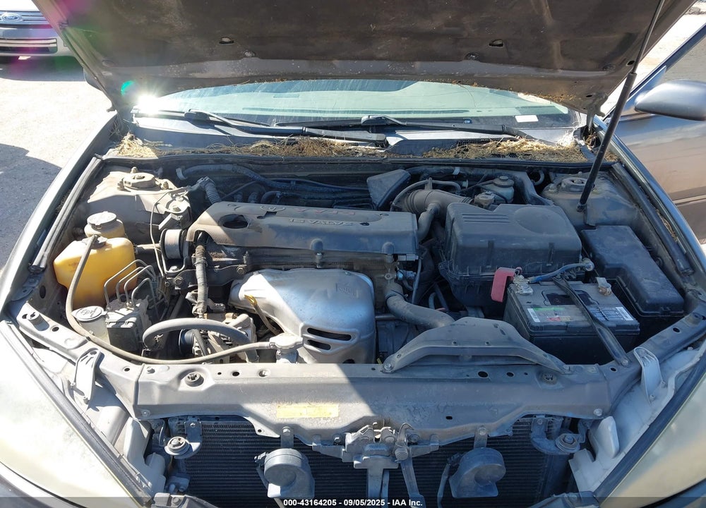 2002 TOYOTA CAMRY LE VIN: JTDBE30K520109683