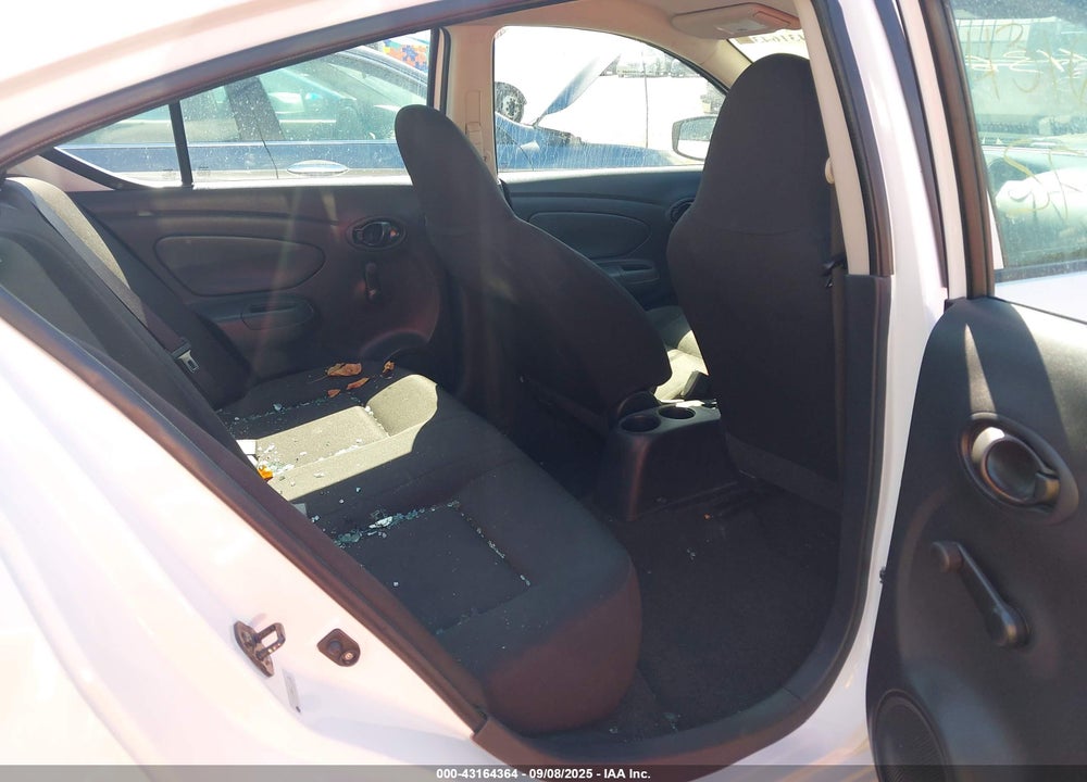 2016 NISSAN VERSA VIN: 3N1CN7APXGL858305