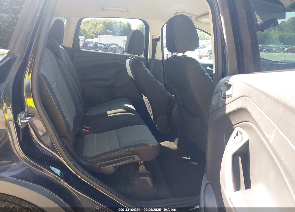 2015 FORD ESCAPE VIN: 1FMCU9GX8FUA46732