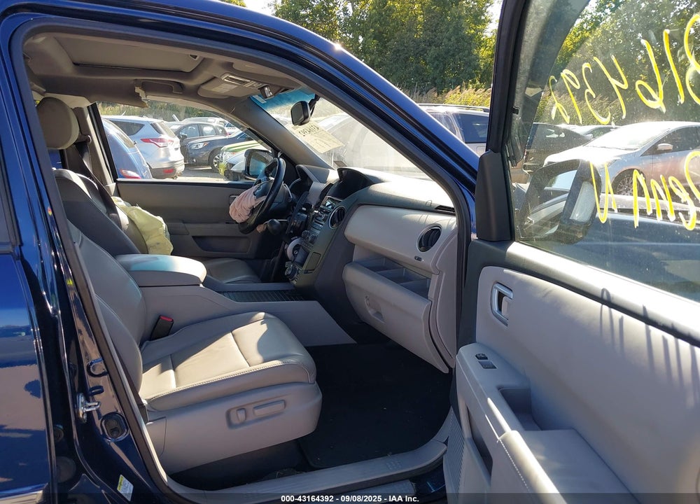 2015 HONDA PILOT VIN: 5FNYF4H95FB015194