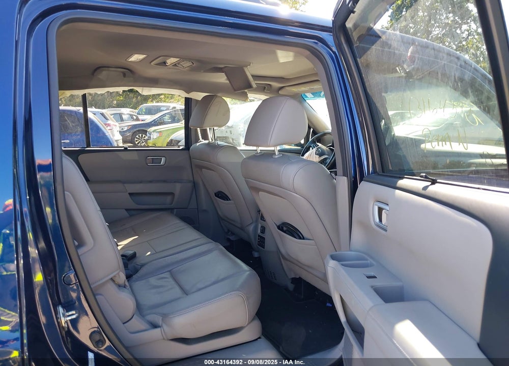 2015 HONDA PILOT VIN: 5FNYF4H95FB015194