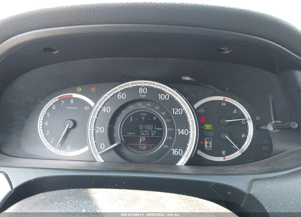 2013 HONDA ACCORD VIN: 1HGCR2F33DA014363