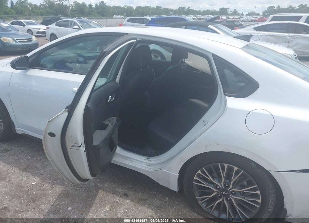 2024 KIA FORTE VIN: 3KPF54AD3RE723284
