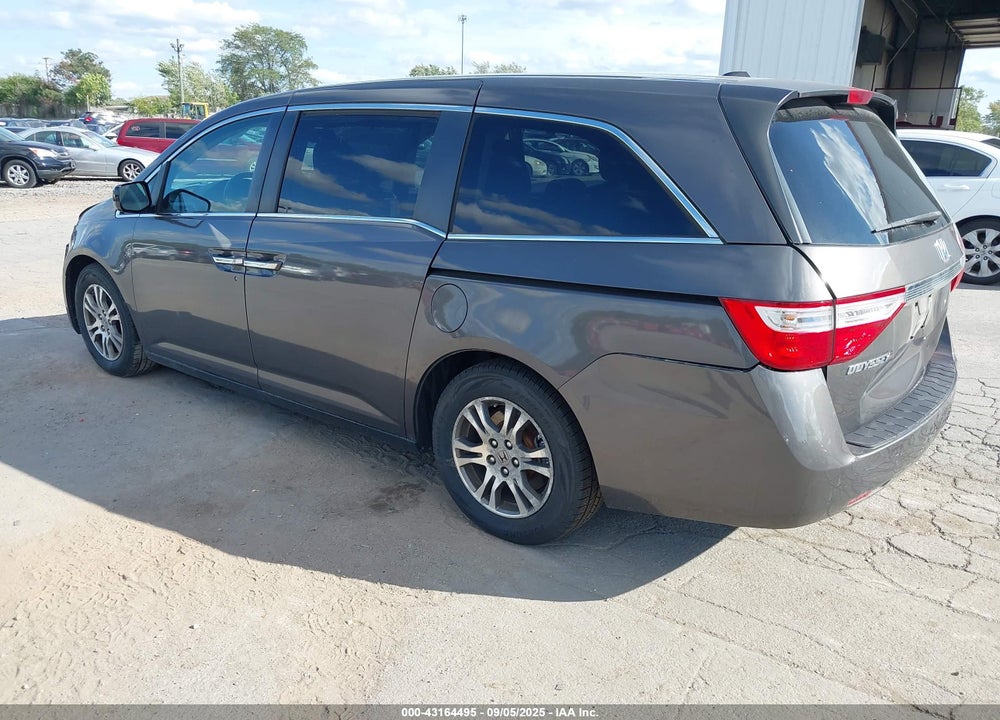 2013 HONDA ODYSSEY EX-L VIN: 5FNRL5H65DB009739