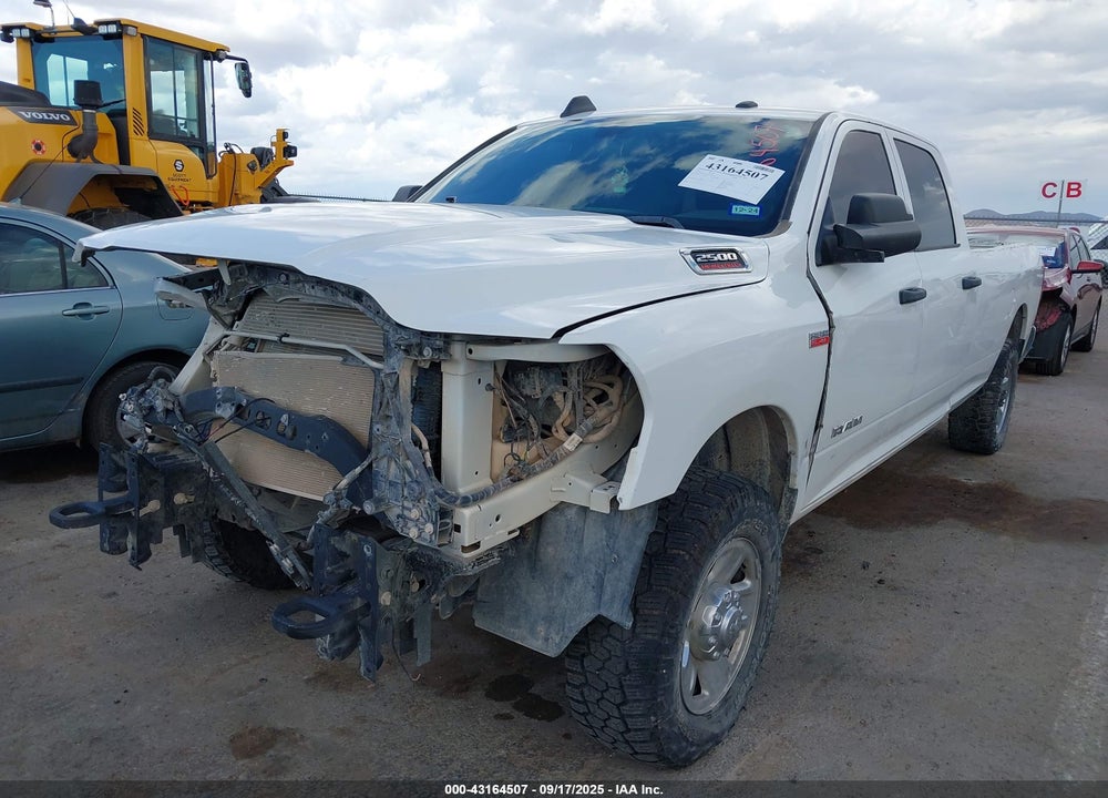 2022 RAM 2500 TRADESMAN 4X4 8' BOX VIN: 3C6UR5HJXNG166795