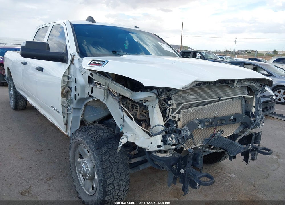 2022 RAM 2500 TRADESMAN 4X4 8' BOX VIN: 3C6UR5HJXNG166795