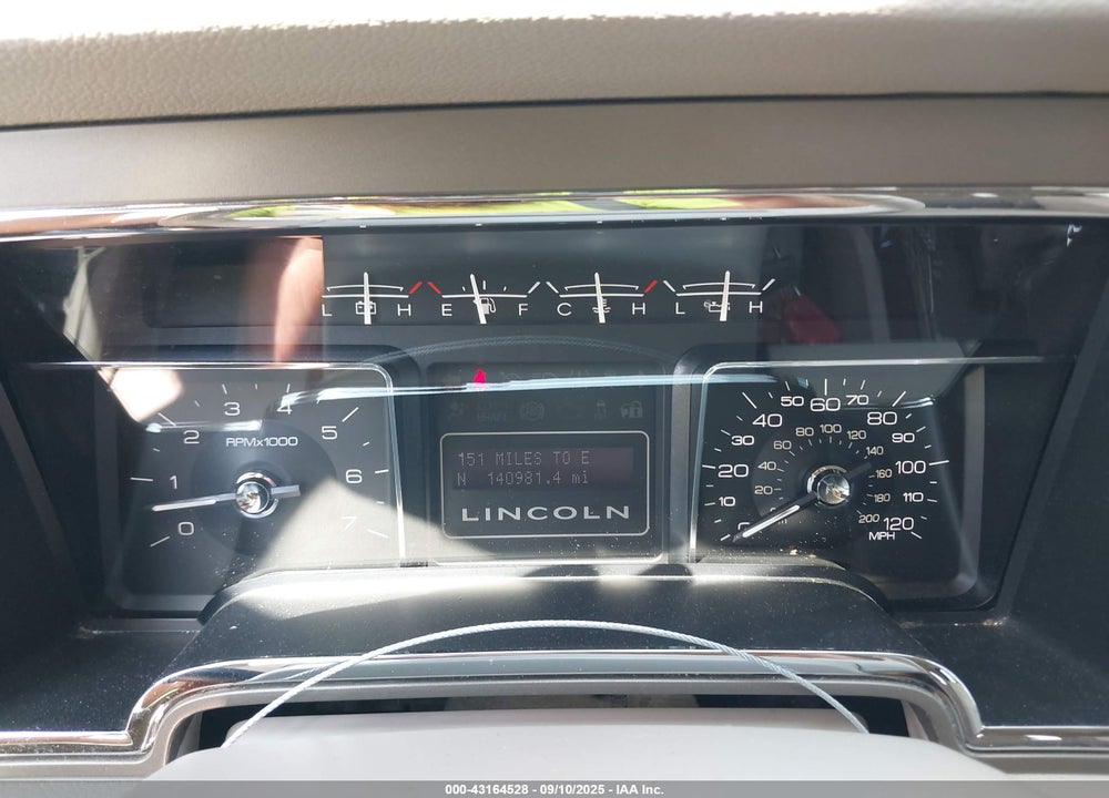 2013 LINCOLN NAVIGATOR VIN: 5LMJJ2H59DEL02269