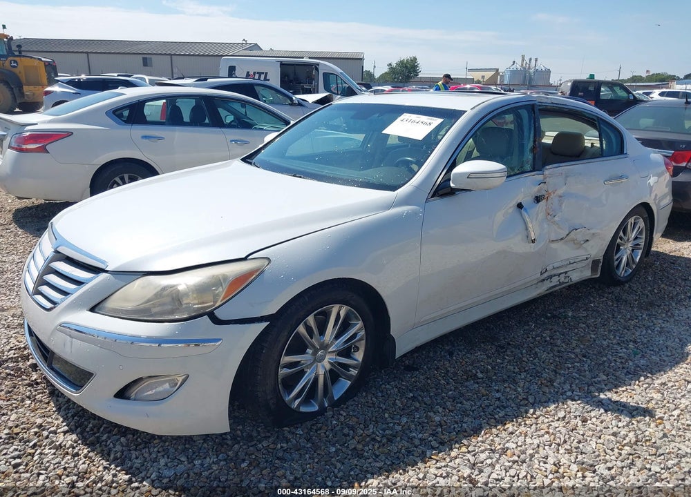 2012 HYUNDAI GENESIS VIN: KMHGC4DD7CU184131