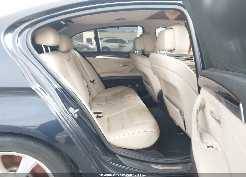 2011 BMW 5 SERIES VIN: WBAFU9C55BC278434