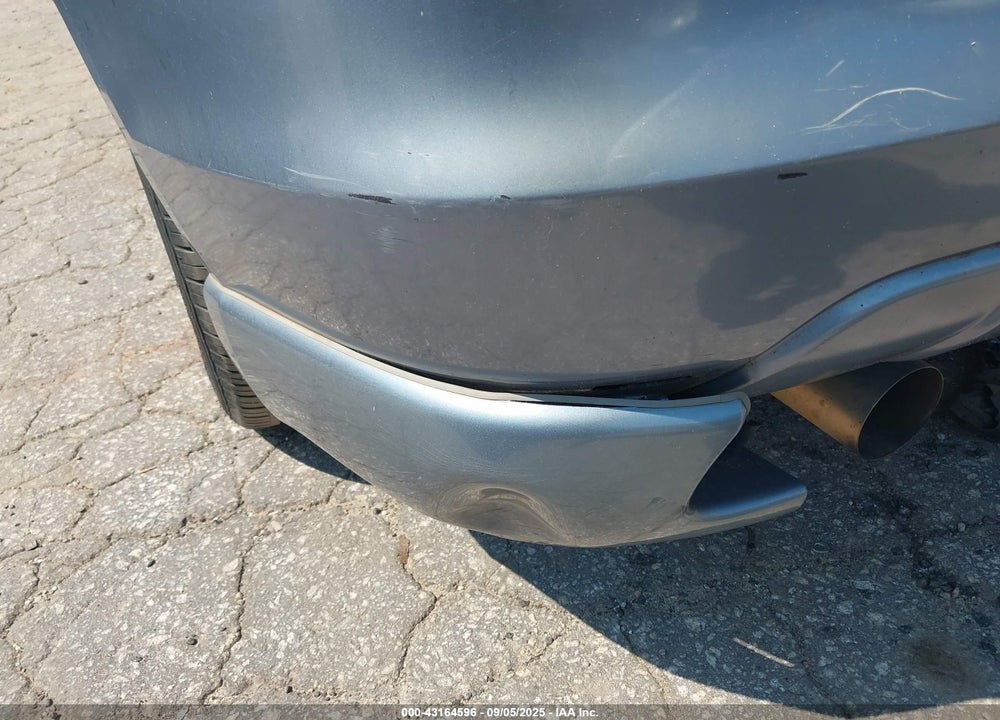 2005 TOYOTA MATRIX/XR VIN: 2T1KR32E15C431825