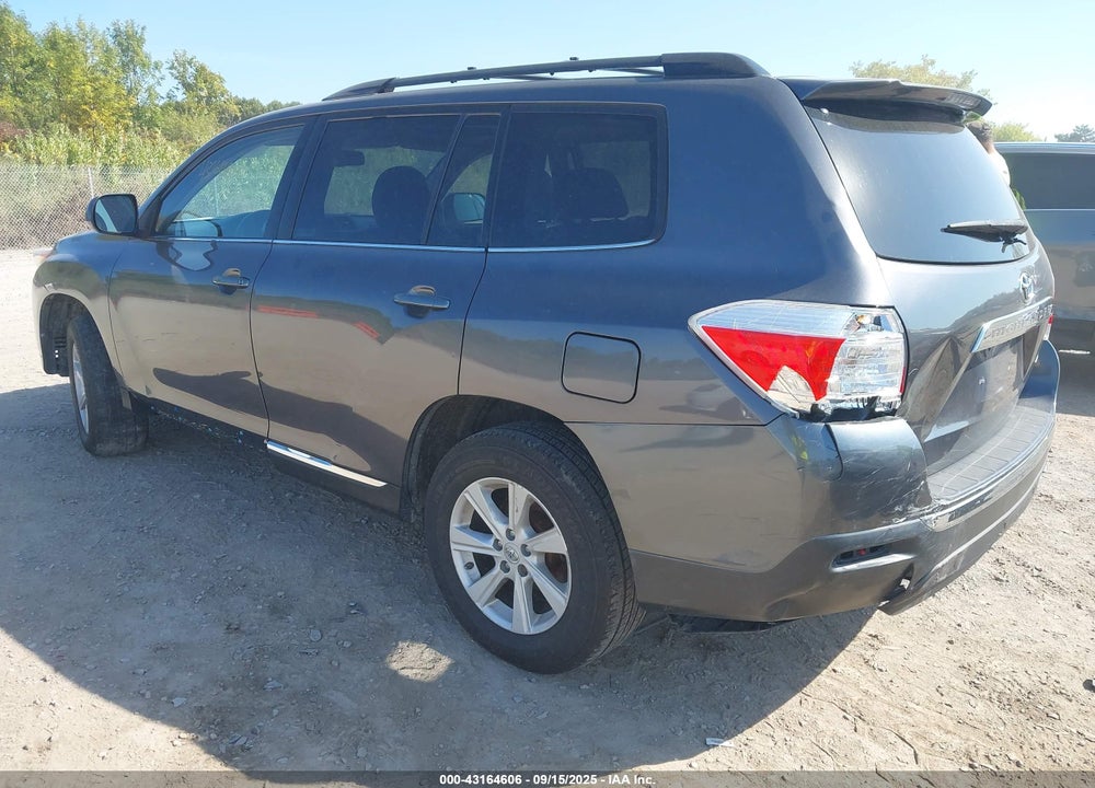 2013 TOYOTA HIGHLANDER SE V6 VIN: 5TDBK3EH7DS224677
