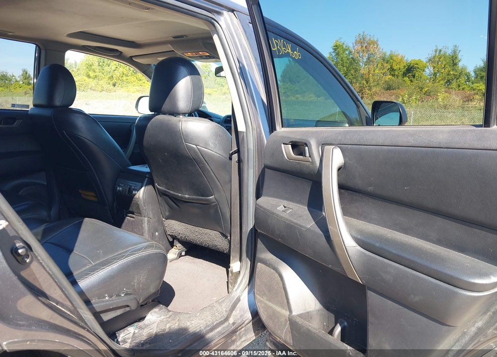 2013 TOYOTA HIGHLANDER SE V6 VIN: 5TDBK3EH7DS224677