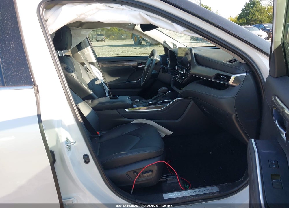 2024 TOYOTA HIGHLANDER VIN: 5TDKDRBH0RS550877