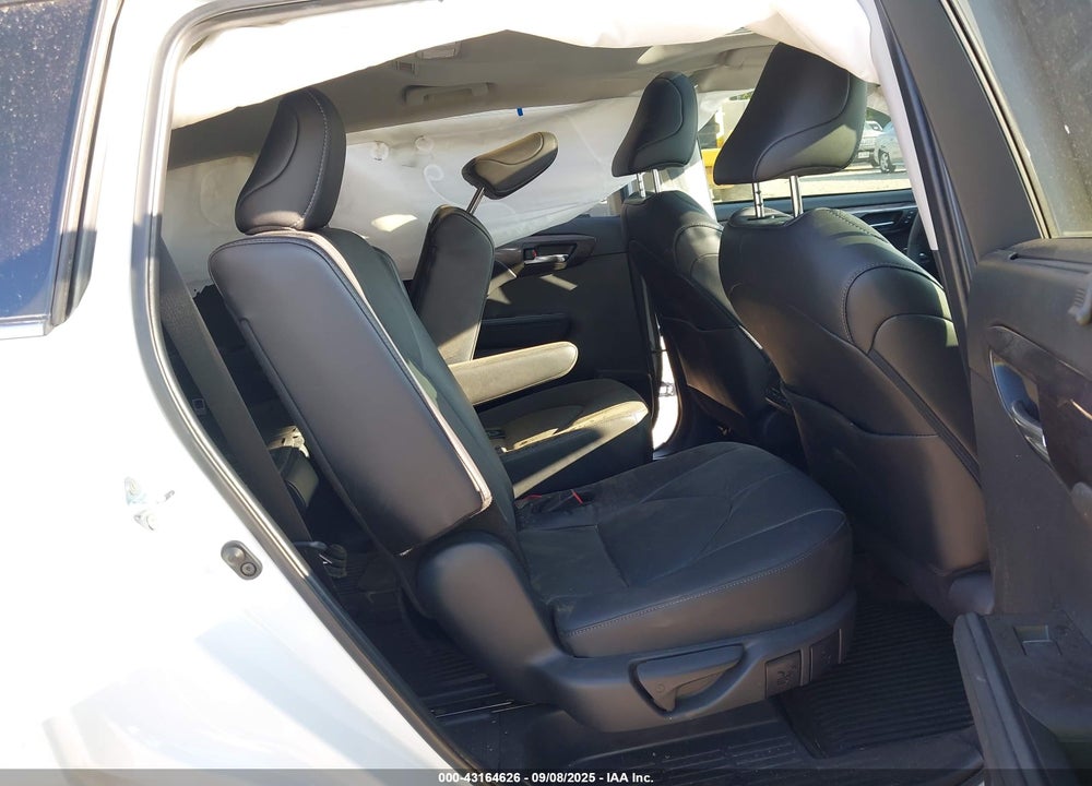 2024 TOYOTA HIGHLANDER VIN: 5TDKDRBH0RS550877