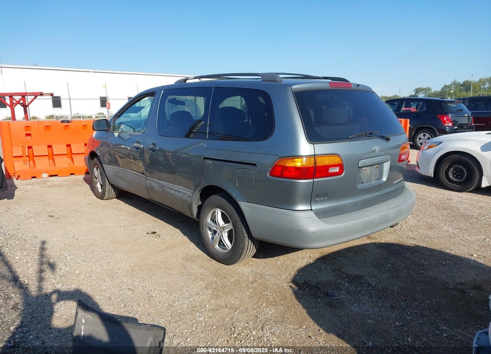 2000 TOYOTA SIENNA LE VIN: 4T3ZF13C5YU200106