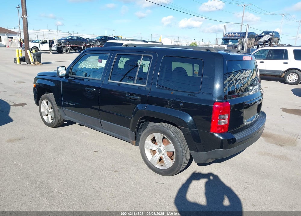 2013 JEEP PATRIOT LATITUDE VIN: 1C4NJPFB3DD250237
