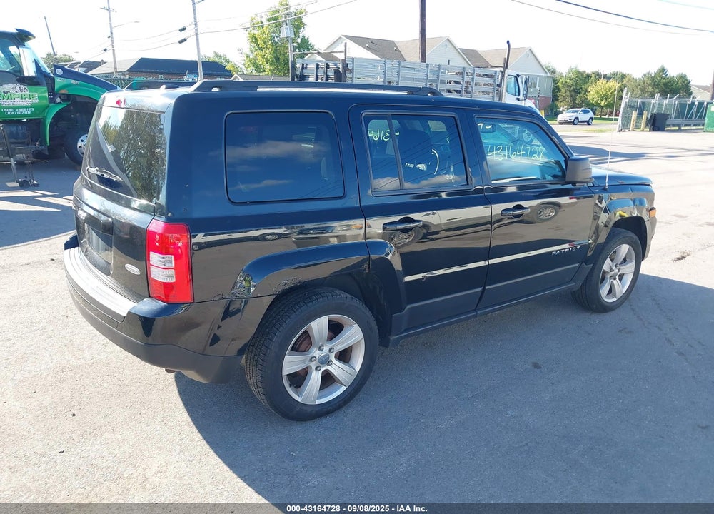 2013 JEEP PATRIOT LATITUDE VIN: 1C4NJPFB3DD250237