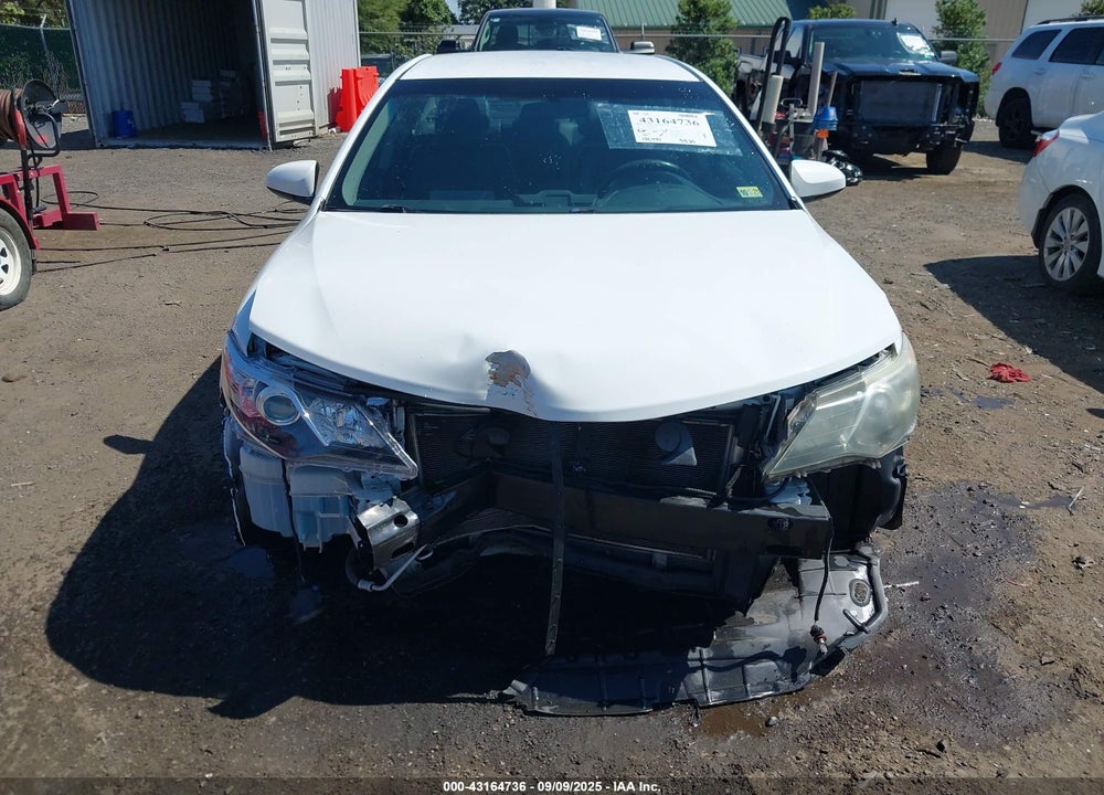 2013 TOYOTA CAMRY SE VIN: 4T1BF1FK7DU657538
