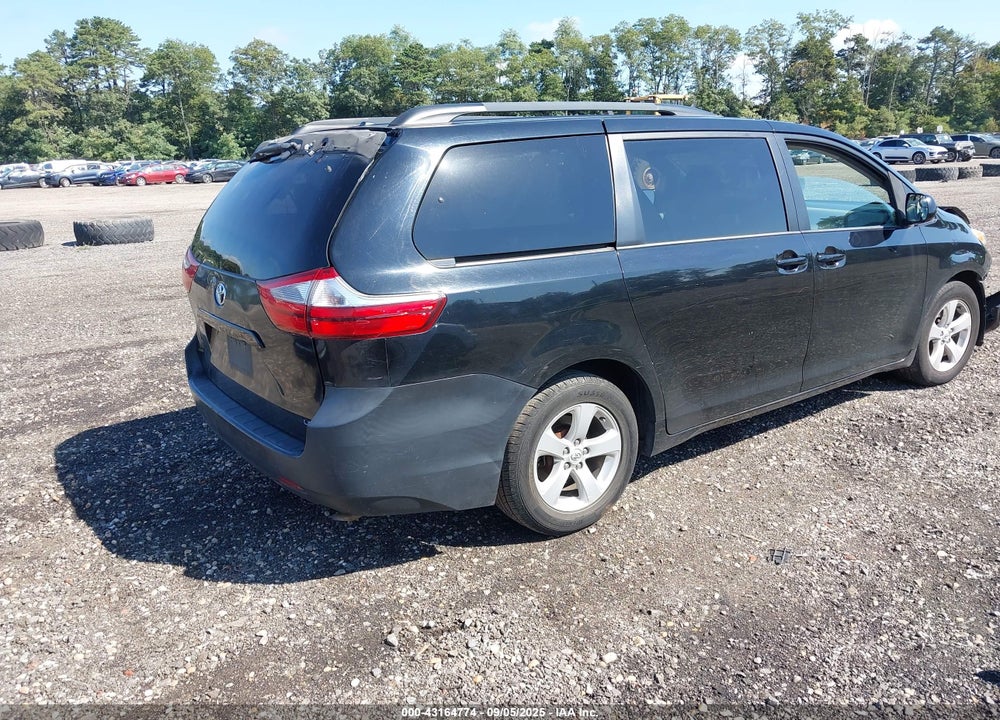 2015 TOYOTA SIENNA LE 8 PASSENGER VIN: 5TDKK3DC5FS604626