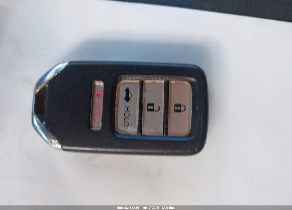 2018 HONDA ACCORD VIN: 1HGCV1F33JA225628
