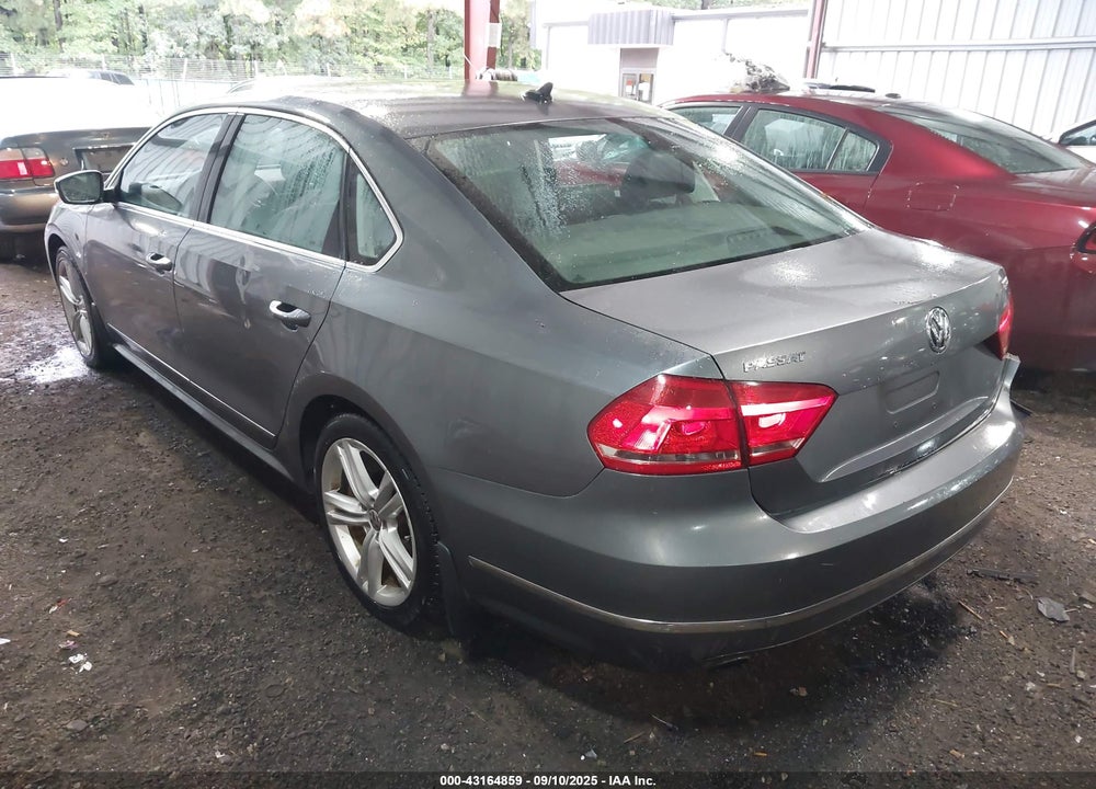 2015 VOLKSWAGEN PASSAT VIN: 1VWBT7A3XFC076153