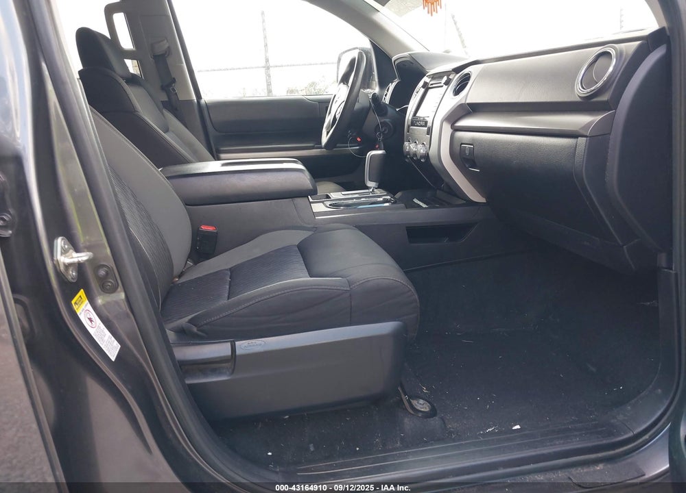 2017 TOYOTA TUNDRA VIN: 5TFEW5F11HX218212