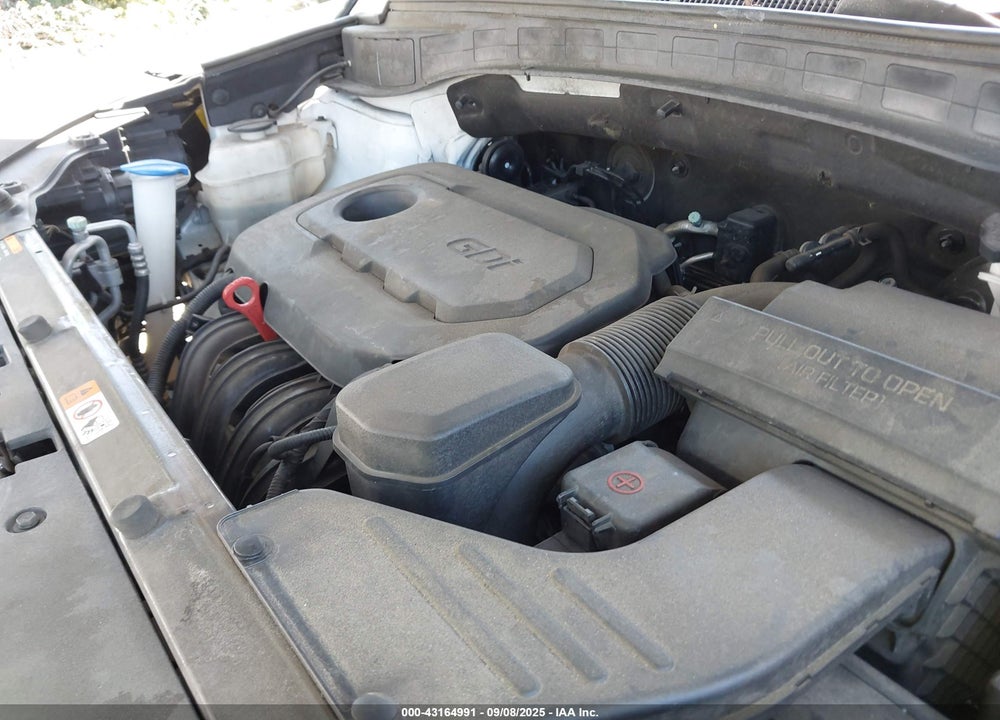 2017 HYUNDAI SANTA FE VIN: 5XYZU3LB1HG417885