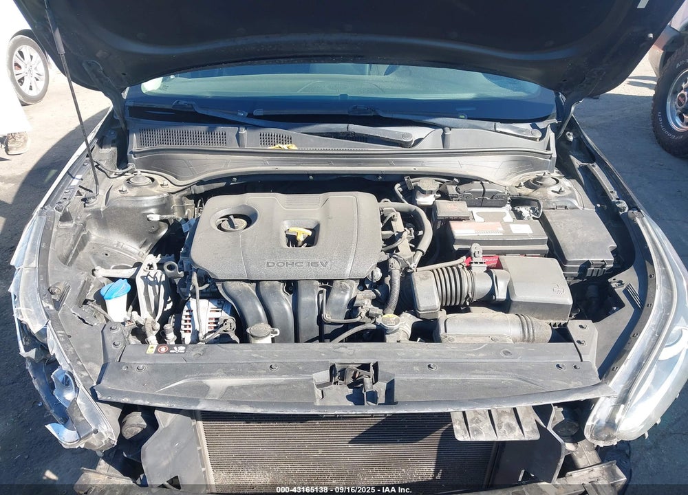 2019 KIA FORTE LXS VIN: 3KPF24AD9KE028600