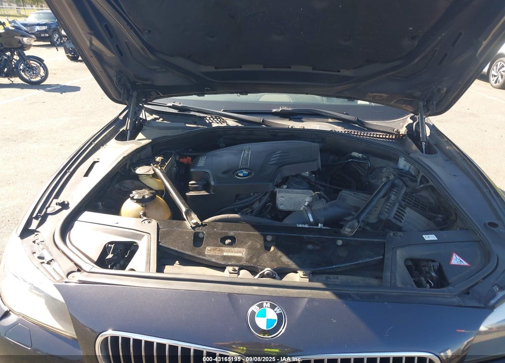 2013 BMW 528I XDRIVE VIN: WBAXH5C5XDDW13721