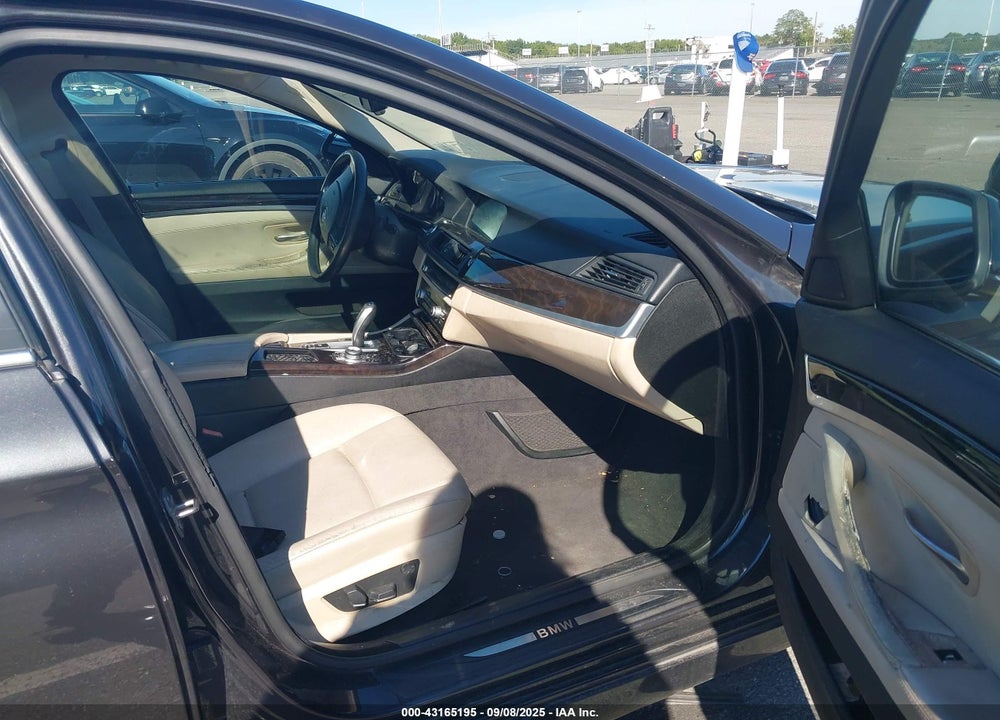 2013 BMW 528I XDRIVE VIN: WBAXH5C5XDDW13721