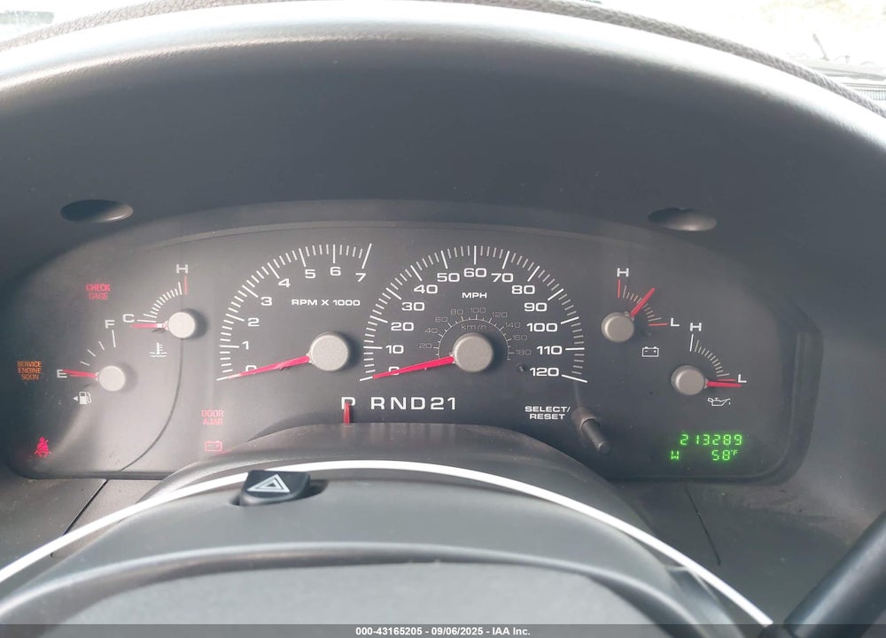 2004 FORD EXPEDITION XLT VIN: 1FMRU15W54LB56260