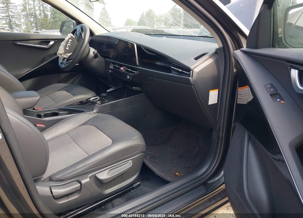 2024 KIA NIRO VIN: KNDCR3L14R5114494