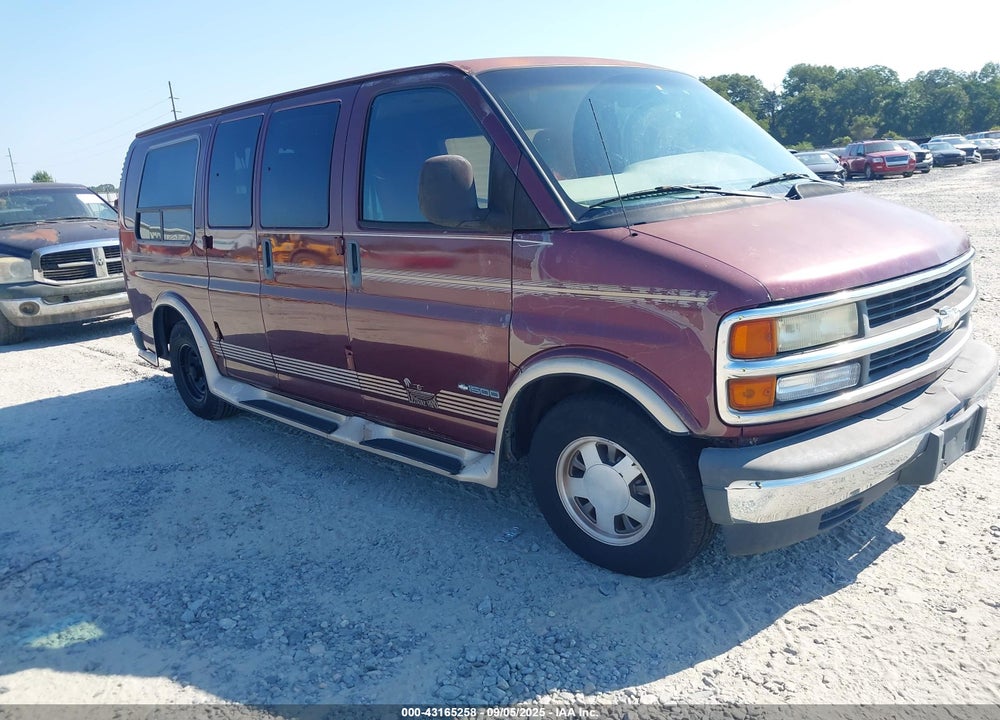 2002 CHEVROLET EXPRESS VIN: 1GBFG15R921113773