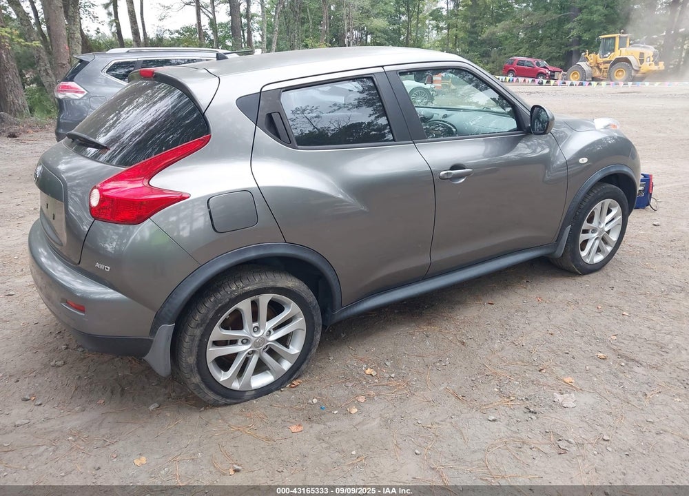2011 NISSAN JUKE VIN: JN8AF5MV9BT008545