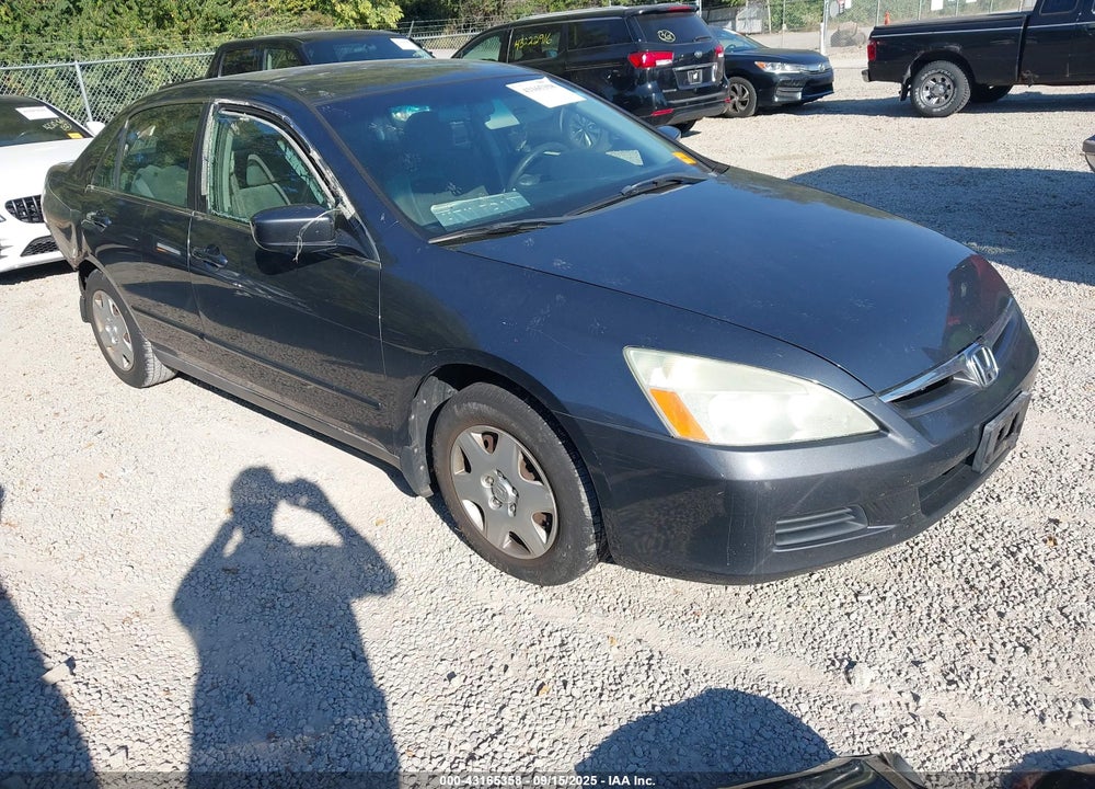 2007 HONDA ACCORD 2.4 LX VIN: 1HGCM56477A209704