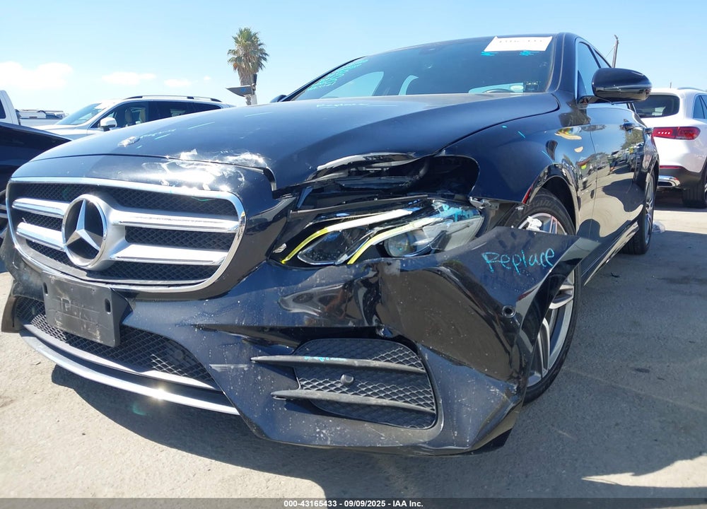 2017 MERCEDES-BENZ E-CLASS VIN: WDDZF4JB4HA281552