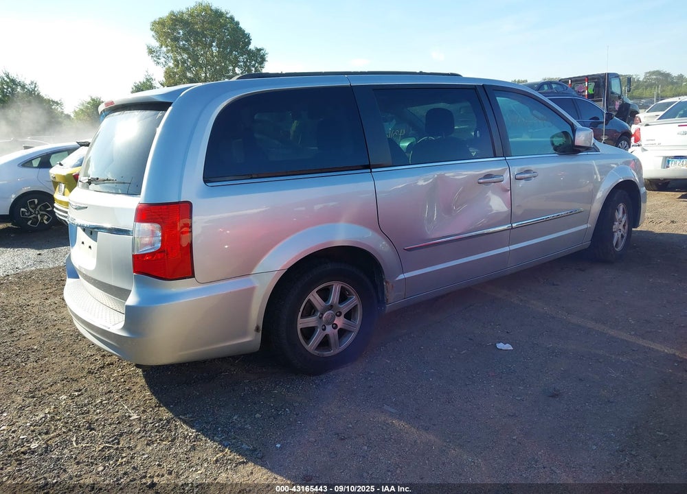 2011 CHRYSLER TOWN & COUNTRY VIN: 2A4RR5DG9BR745642