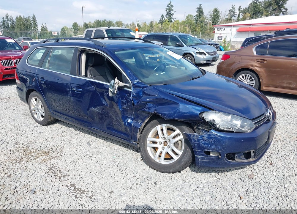 2011 VOLKSWAGEN JETTA SPORTWAGEN 2.0L TDI VIN: 3VWPL7AJ6BM614182
