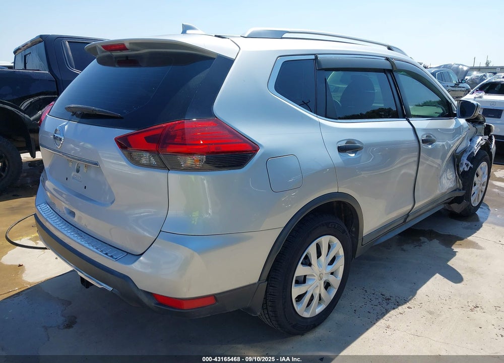 2017 NISSAN ROGUE VIN: 5N1AT2MT0HC845254