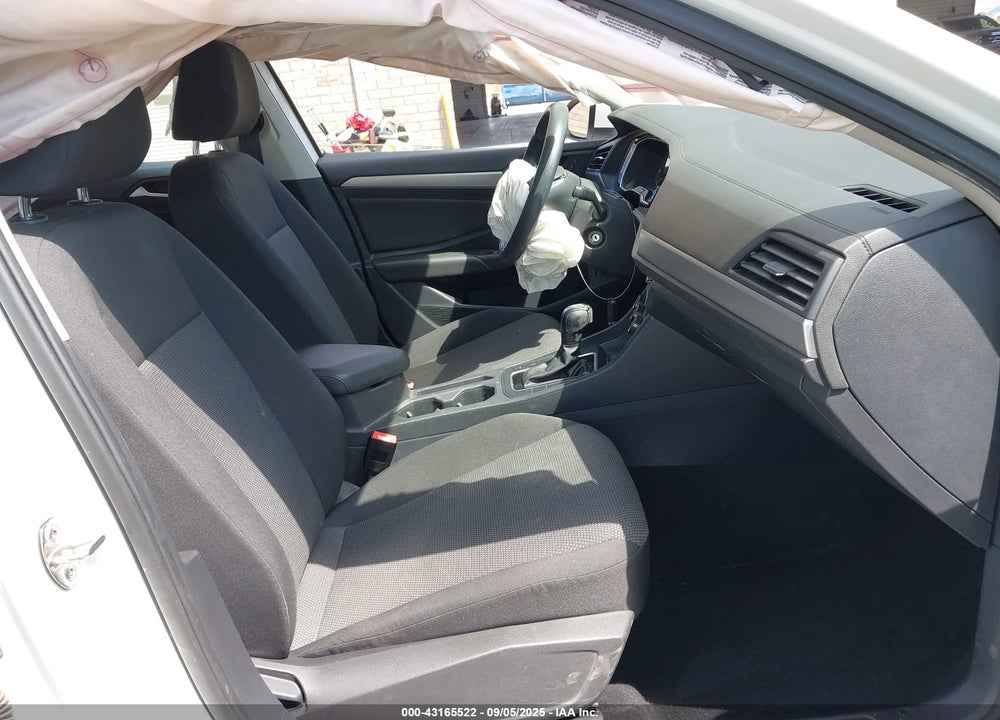 2019 VOLKSWAGEN JETTA 1.4T R-LINE/1.4T S/1.4T SE VIN: 3VWC57BU8KM208275