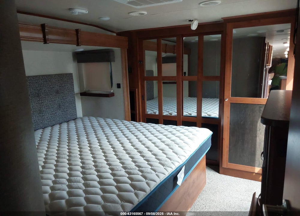 2018 HEARTLAND RVS BIGHORN TRAVELER VIN: 5SFBG4223JE363274