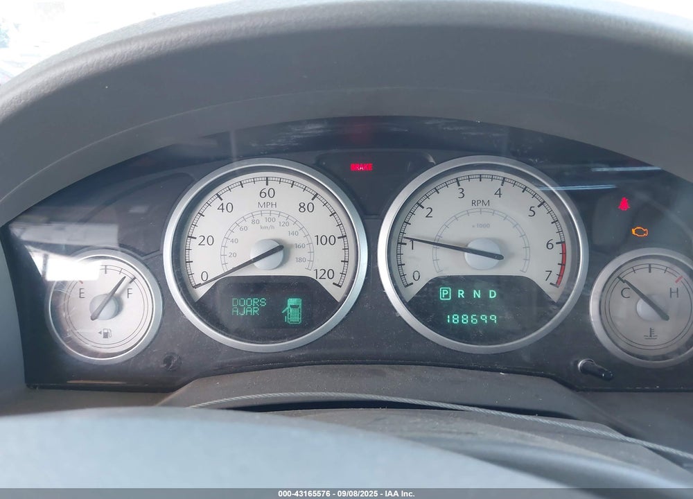 2008 CHRYSLER TOWN & COUNTRY TOURING VIN: 2A8HR54P08R840917