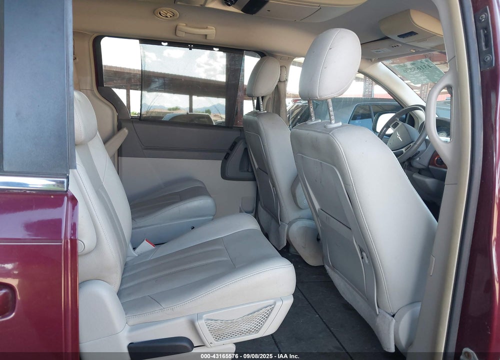 2008 CHRYSLER TOWN & COUNTRY TOURING VIN: 2A8HR54P08R840917