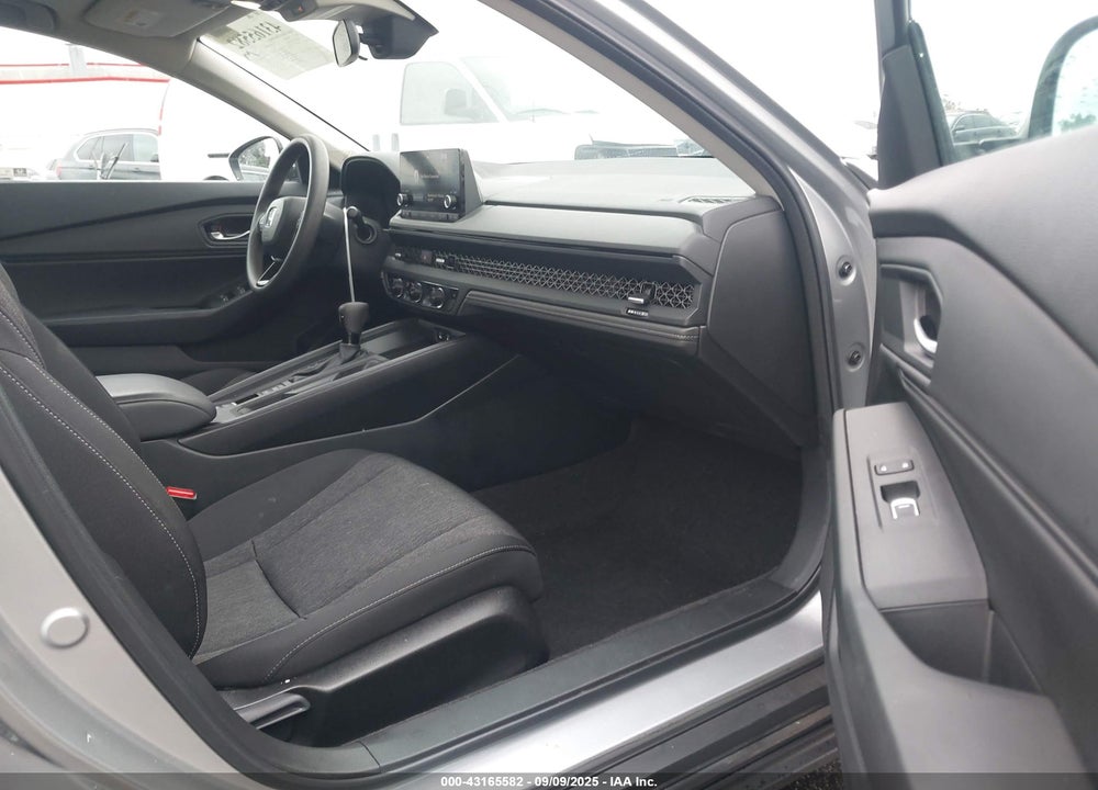 2024 HONDA ACCORD EX VIN: 1HGCY1F35RA007094